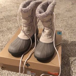 Sperry snow boots